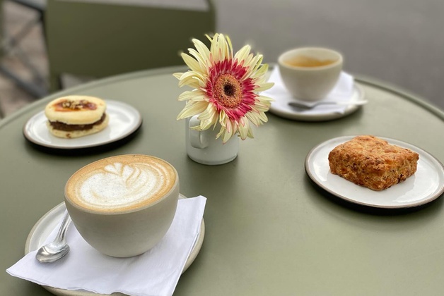 REFI CAFÉ