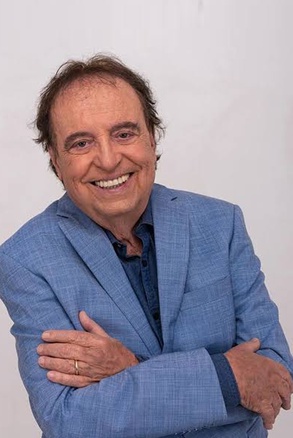 SU AMIGO DYANGO TOUR