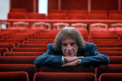 ALEJANDRO DOLINA