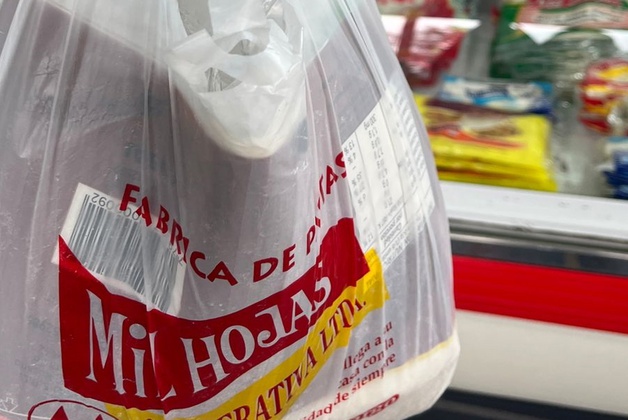 MIL HOJAS